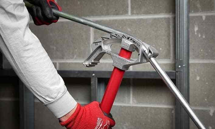 How to bend EMT conduit with a conduit bender?